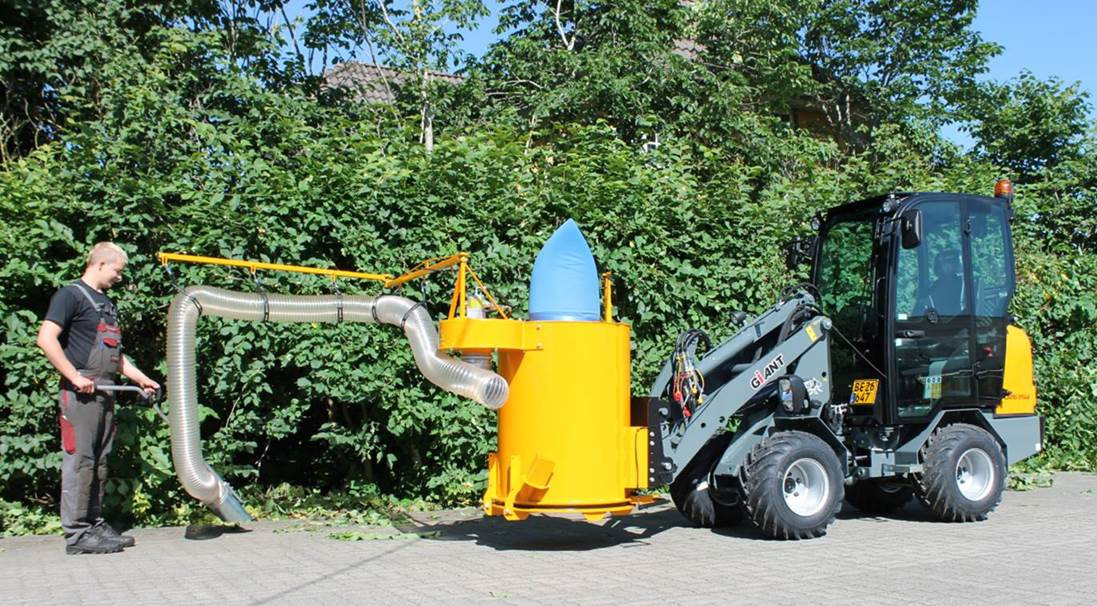 leaf vacuum attachments giant